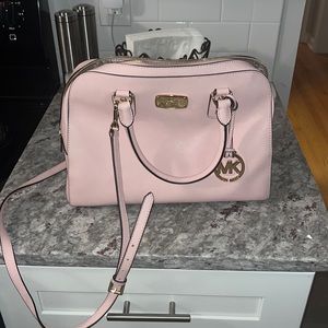 Beautiful MK pink bag!! Barely used!